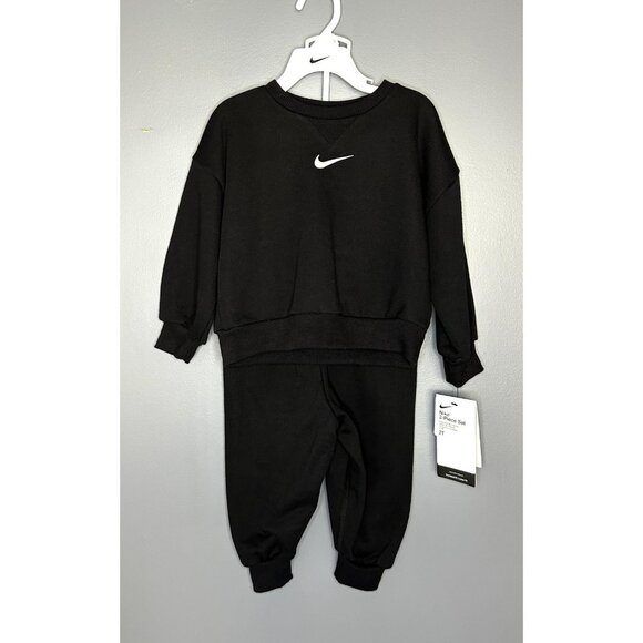 Nike 2-Piece Sweatsuit Set Toddler 2T Black Oversized Fit Swoosh Fleece Joggers - Picture 1 of 11